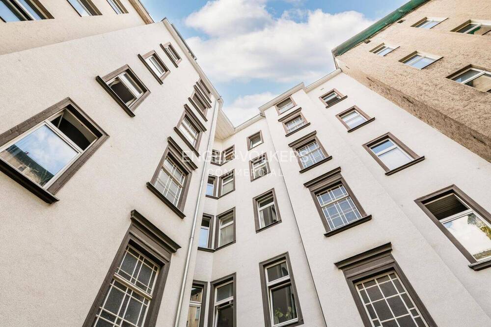 Thumbnail-Wohn- und Geschäftshaus in charmanter Ecklage im beliebten Bergmannkiez