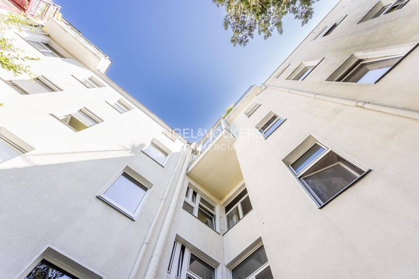 Thumbnail-Voll vermietetes Wohn- und Geschäftshaus nahe Tegeler See