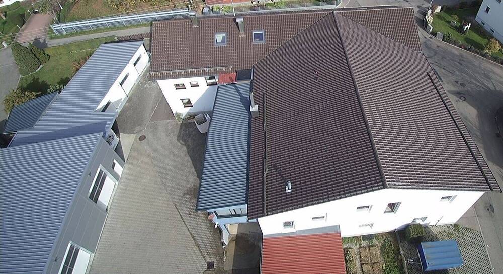 Großes Anwesen MFH und Lagerhalle sowie Garage_