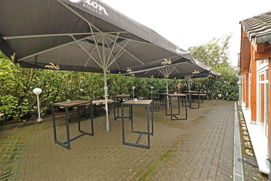 Thumbnail-Immobilien-Richter: Gut laufendes RestaurantBiergarten mit 5 zusätzliche Wohnungen.