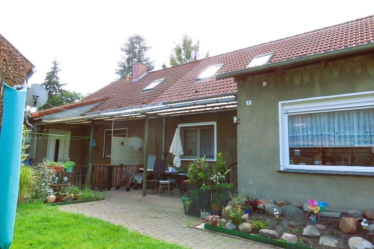 Thumbnail-2 kleine Doppelhaushälfte mit Gartengrundstück