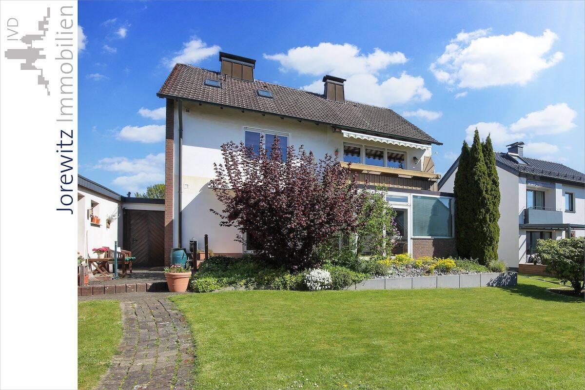 Thumbnail-Bielefeld-Brake: Gepflegtes, freistehendes Ein- bis Zweifamilienhaus mit schönem Garten und Garage