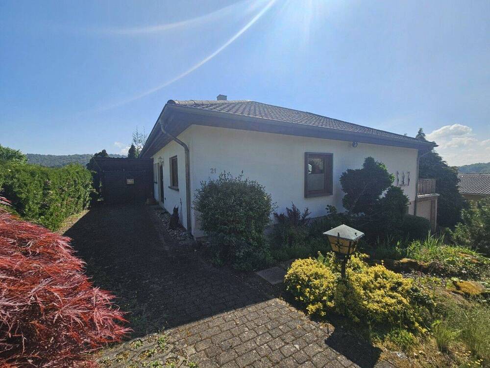 Thumbnail-gepflegter Bungalow Garage in Top-Lage von Blieskastel-Lautzkirchen