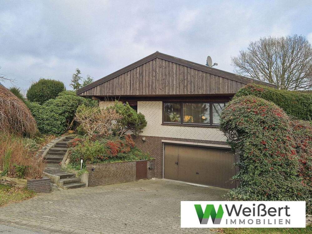 Thumbnail-Architektenbungalow auf parkähnlichem Grundstück - 190 m² Wfl. auf 1.817 m² Grundstück mit Keller und Tiefgarage!