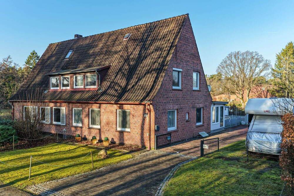 Thumbnail-modernisierte DHH mit Wintergarten, Terrasse & Doppelgarage**