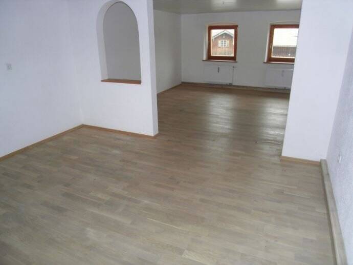 Thumbnail-Großzügige Wohnung sucht kinderfreundliche Familie