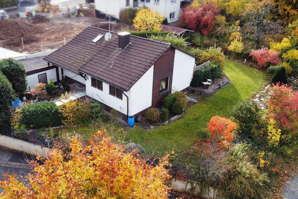 Thumbnail-Bungalow mit Weitblick und großem Garten