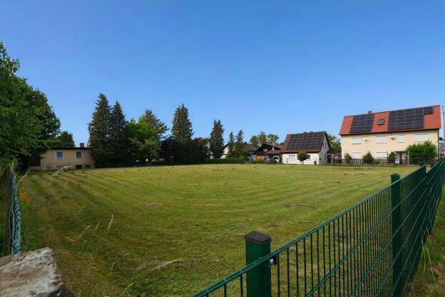 Thumbnail-Herrliches Baugrundstück (Baulücke) in ruhiger, aber zentraler Lage von Weidhausen