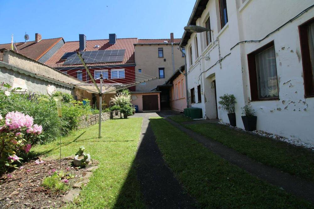 Thumbnail-Charmantes Einfamilienhaus mit zusätzlicher Einnahmequelle durch Gewerbeeinheit
