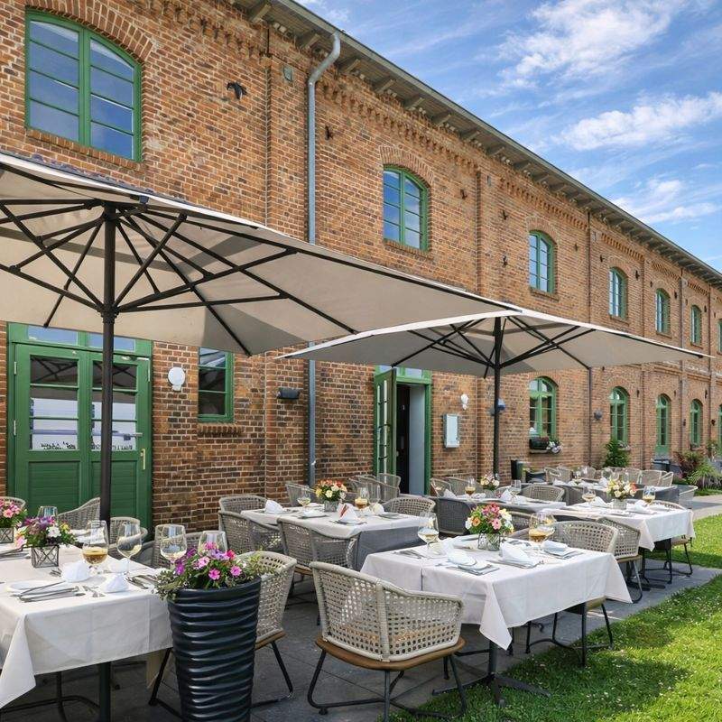 Thumbnail-Denkmalgeschütztes Hotelinvestment mit Restaurant & Bar in erstklassiger Lage von Klink