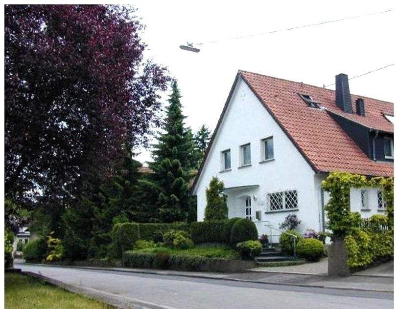 Thumbnail-Familienfreundliches Zweifamillienhaus in Bous mit großzügiger Wohnfläche