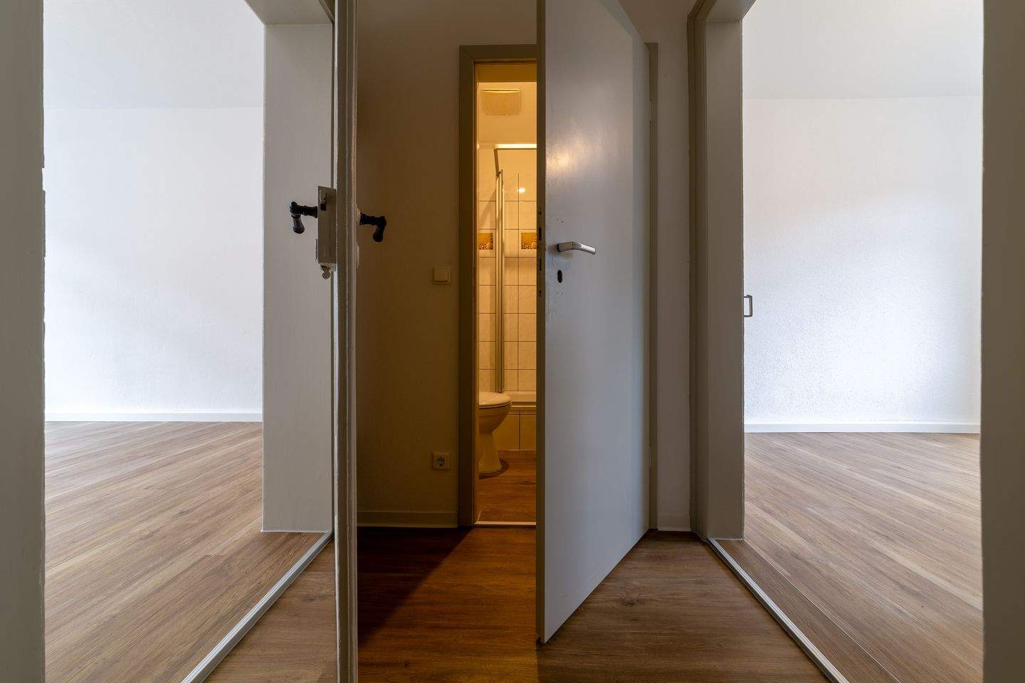 Thumbnail-Eine süße kleine neu renovierte Wohnung! Ein Monat kaltmietfrei