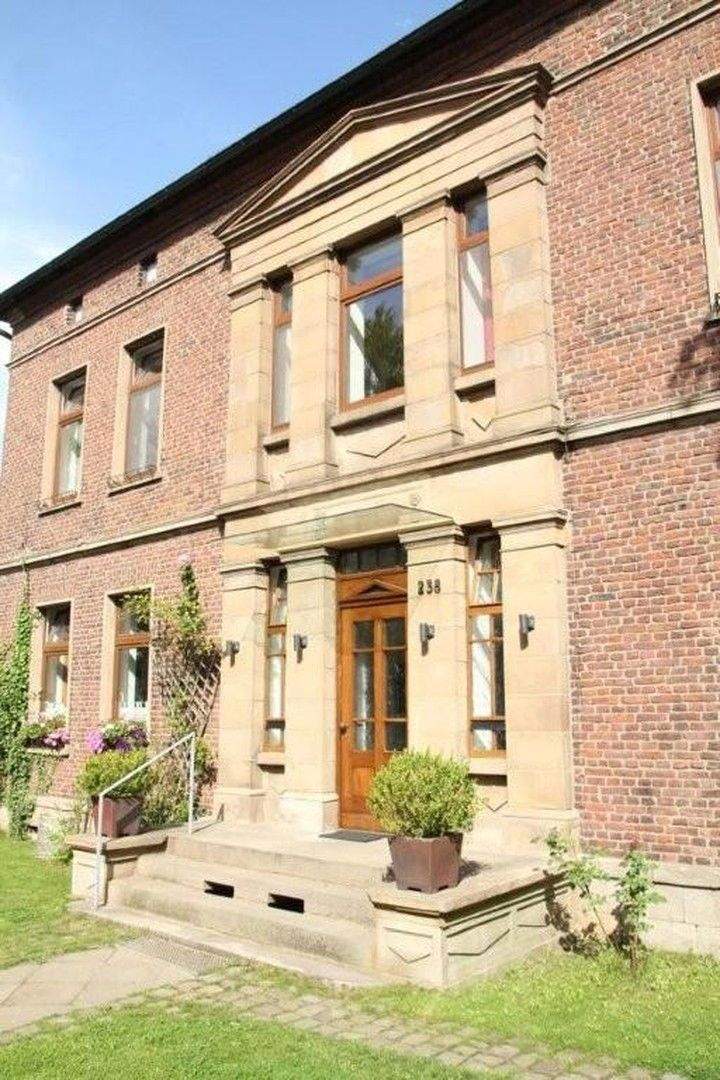 Thumbnail-Exklusive Dachgeschosswohnung im barocken Herrschaftshaus - Wohnträume über den Dächern Dortmunds