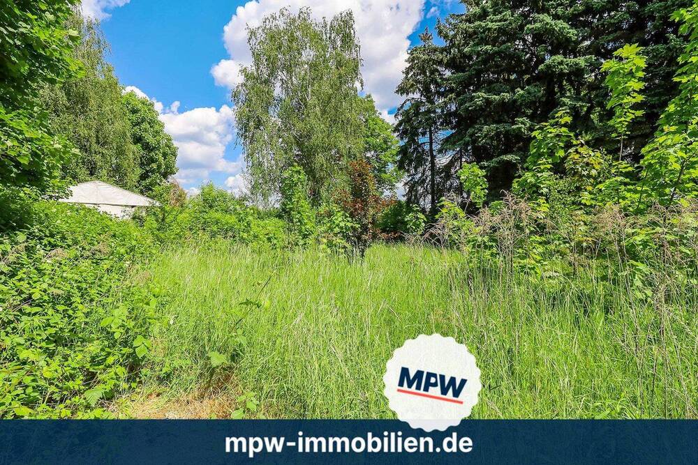 Thumbnail-Platz für Ideen: Großes Grundstück im B-Plan Gebiet