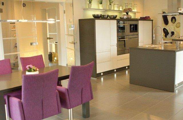 Thumbnail-Elegantes Wohnen auf einer Ebene: Ihr neuer Bungalow-Traum!