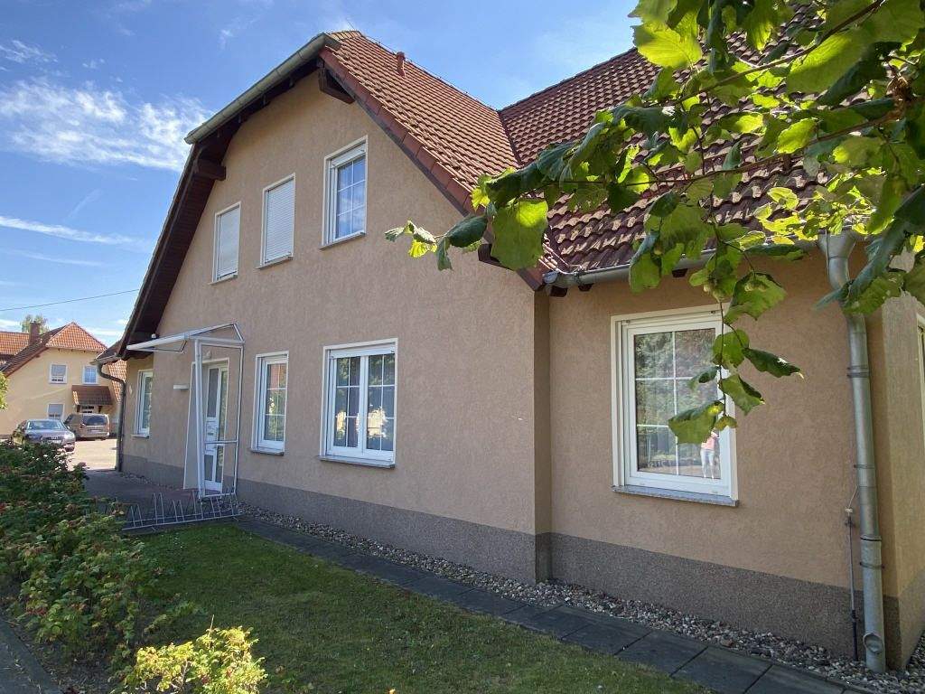 Thumbnail-Großzügiges Einfamilienhaus mit ELW in Prausitz bei Riesa