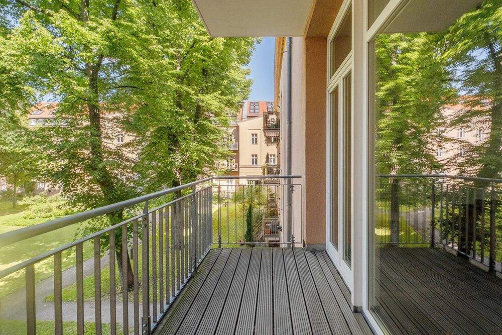 Thumbnail-Leben am Koppenplatz: Elegantes Apartment mit denkmalgeschütztem Gemeinschaftsgarten