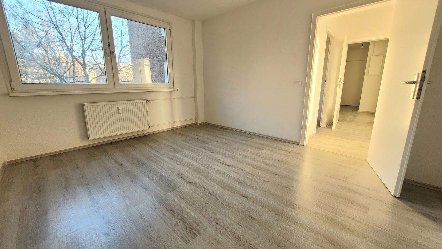 Thumbnail-Renovierte 3-Zimmer-Wohnung mit Balkon!