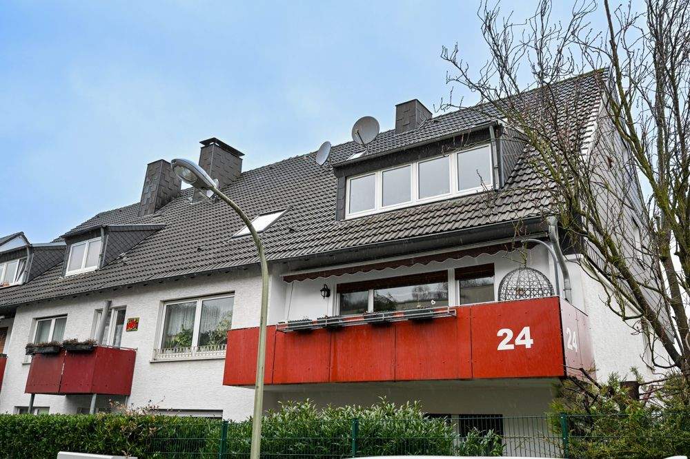Thumbnail-Großzügige Drei-Zimmer-Wohnung mit Balkon, Garage und Gemeinschaftsgarten in der Hattinger Südstadt