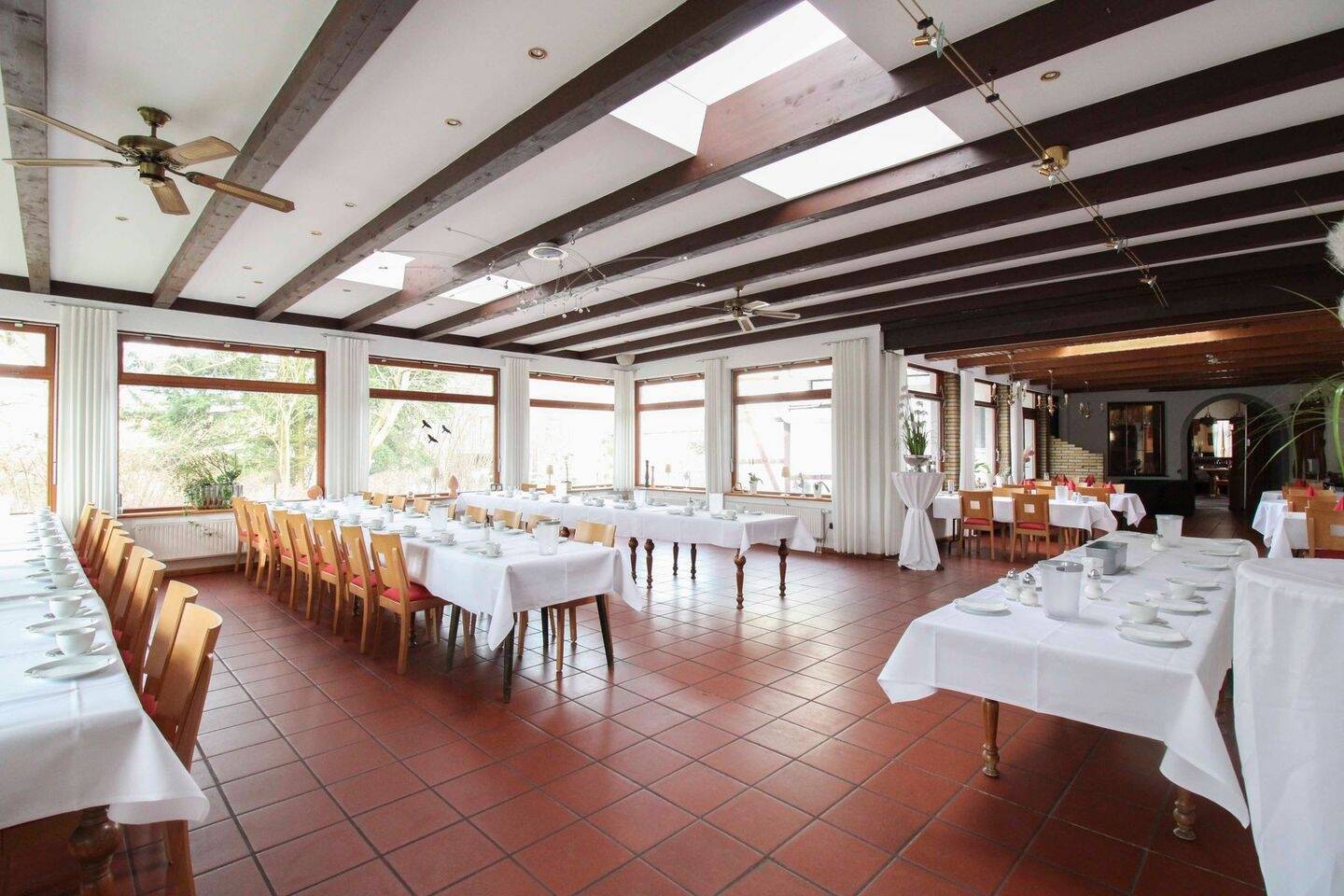 Thumbnail-Vielseitiges Top-Objekt in Wilsche: Restaurant, Hotel und Eventlocation - Ihre Chance auf Erfolg!