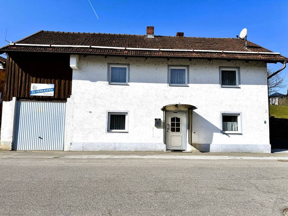 Thumbnail-Bayerischer Wald: Nähe Iggensbach, Einfamilienhaus mit Potential