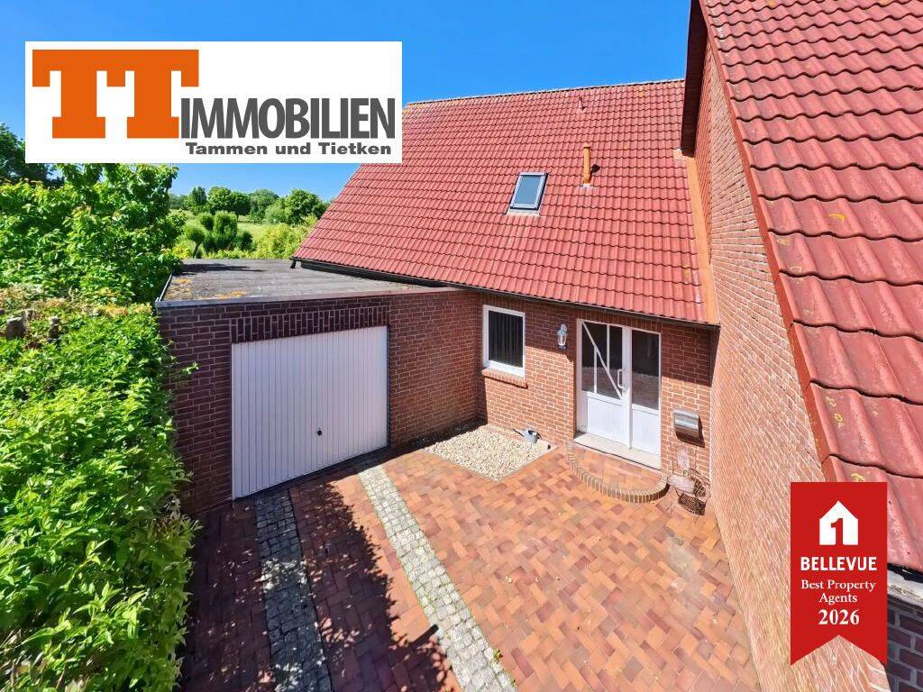 Thumbnail-TT bietet an: Nordseeidylle in Hooksiel - vielseitige Doppelhaushälfte in ruhiger Lage mit sonnigem Garten, Balkon und ganz viel Platz!