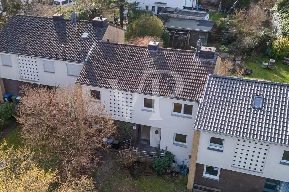 Thumbnail-Familienfreundliches Reihenhaus mit 5 Zimmern, Balkon und überdachter Terrasse