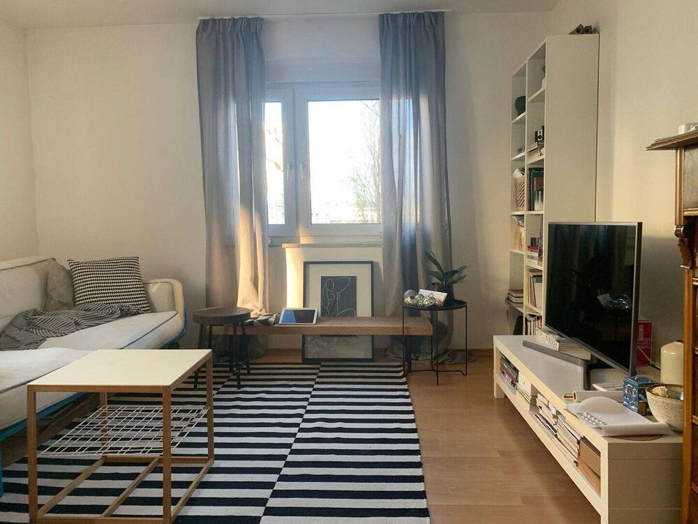 Thumbnail-Zentrumnahe ruhig gelegene helle 2 Zi. Wohnung in Nürnberg Steinbühl mit 52,56 m²