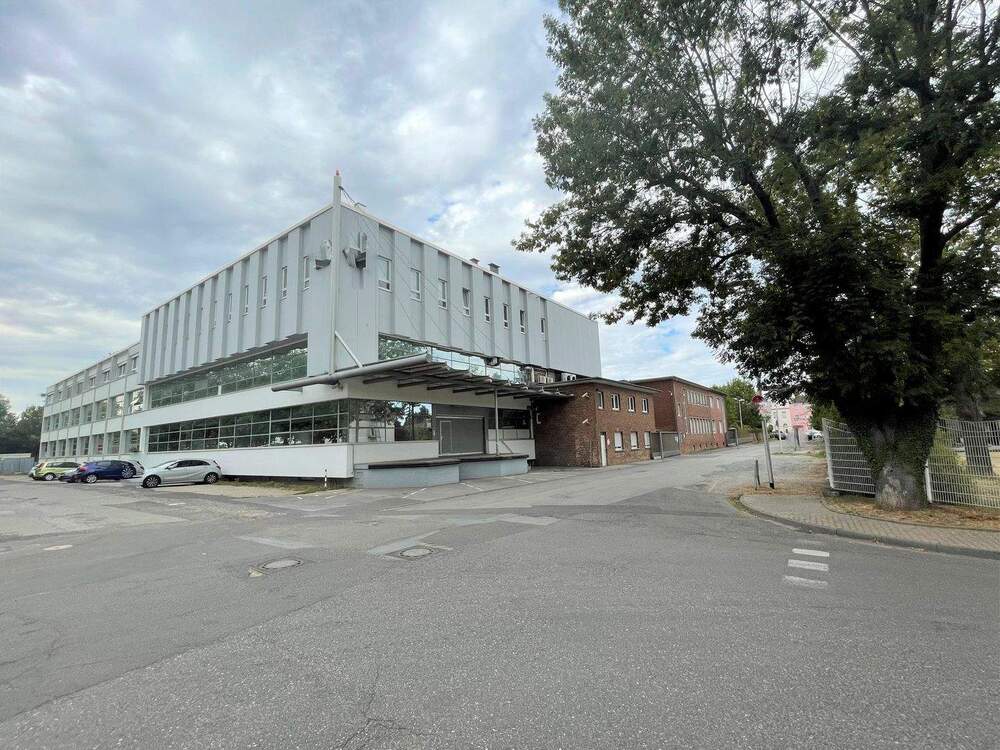 Thumbnail-Moderner Gewerbepark mit über 11.000 m² Büro-, Lager- und Produktionsfläche