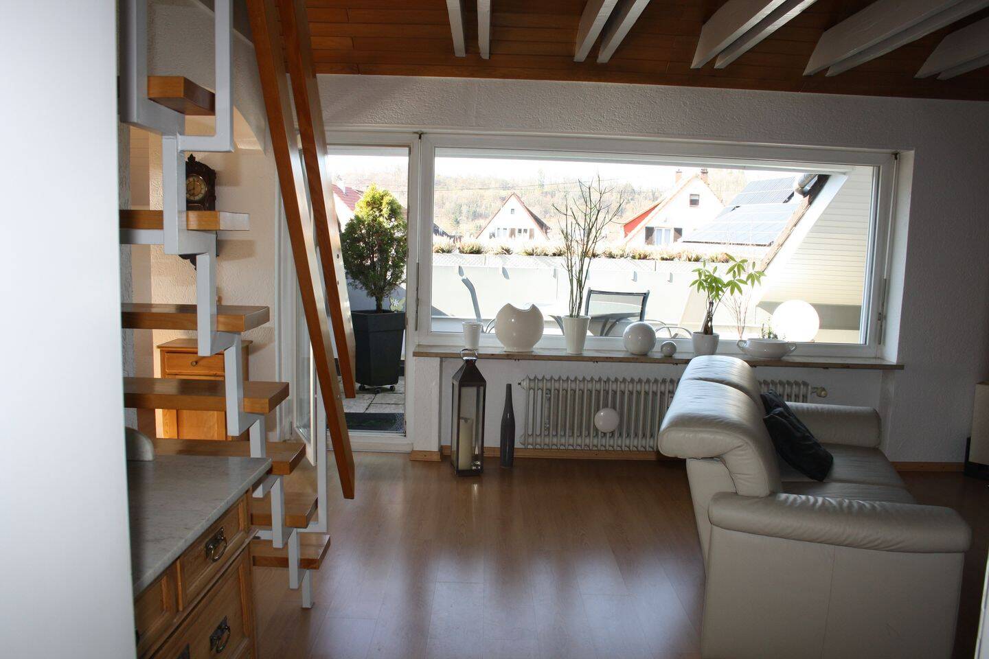 Thumbnail-Um diese wird man Sie beneiden...sonnige, gepflegte 3 - Zimmerwohnung mit zusätzlichem Studio und toller Dachterrasse