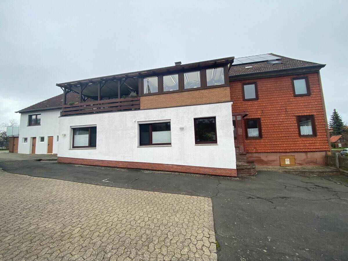 Thumbnail-Mehrfamilienhaus mit extra Baugrundstück 4.208 m² in Bovenden-Reyershausen