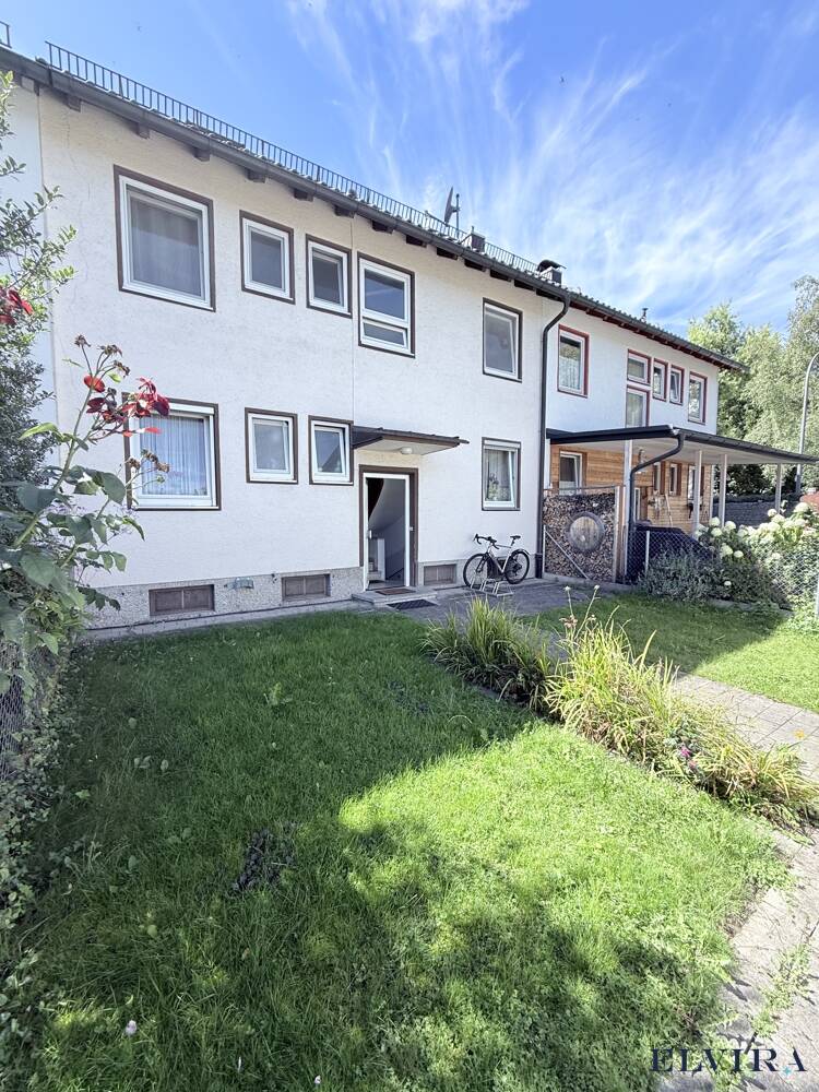 Thumbnail-ELVIRA - Rosenheim - Sehr schönes Reihenmittelhaus mit großem Garten und 2 Garagen