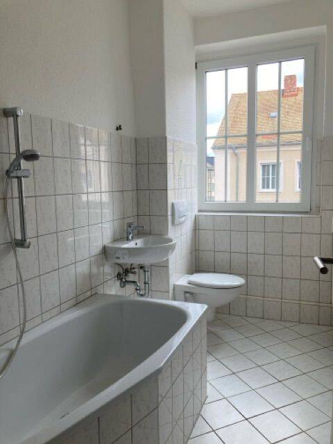 Thumbnail-Frisch saniert! 3 Zimmer in Roßlau!