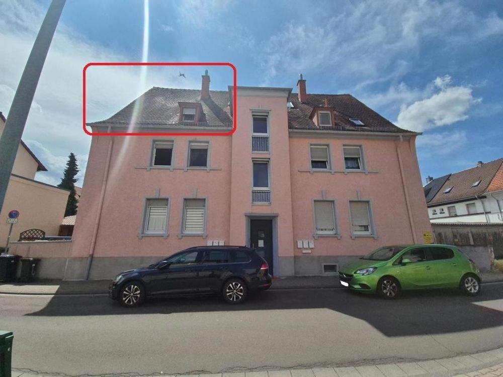 Thumbnail-Ein Ort zum Leben, Lachen, Lieben: Charmante Dachgeschosswohnung im Herzen von Grünstadt