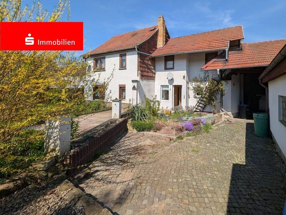Thumbnail-Idyllische Dorflage für ihre Familie