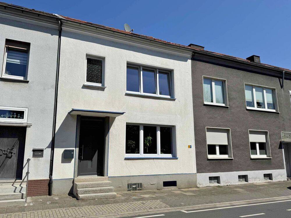 Thumbnail-GROSSES REIHENHAUS IN DORTMUND-BODELSCHWINGH