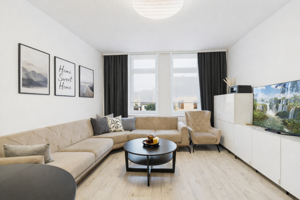 Thumbnail-Umfassend modernisierte 3-Zimmer-Wohnung im gepflegten Mehrfamilienhaus