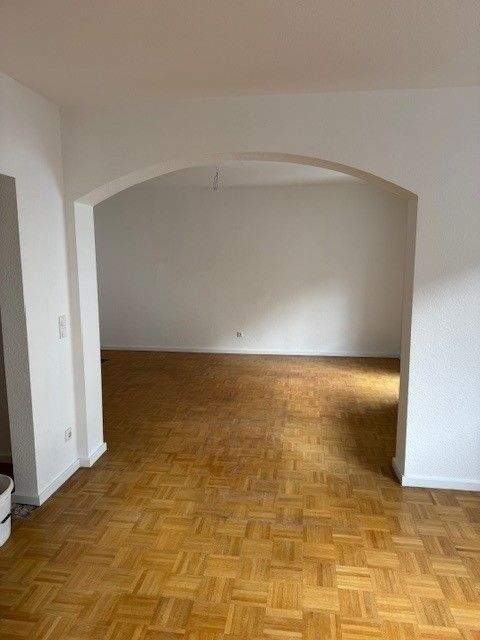 Thumbnail-Frisch sanierte 2 Zimmerwohnung mit Balkon in Riehl
