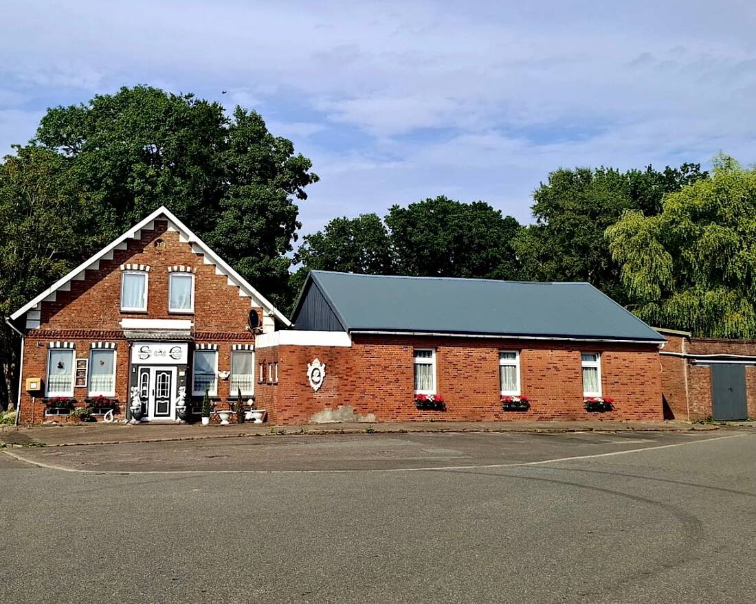 Thumbnail-Gestaltungsfreiheit inklusive -Einfamilienhaus mit Platz in Hülle und Fülle