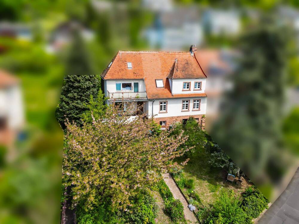 Thumbnail-**Charmante großzügige Doppelhaushälfte in begehrter Wohnlage von Gelnhausen-Stadt**