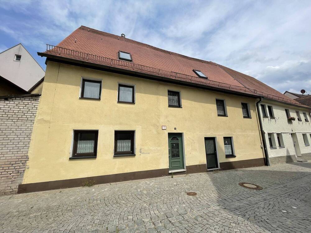 Thumbnail-Sanierungsbedürftiges Stadthaus im Ortskern von Altdorf