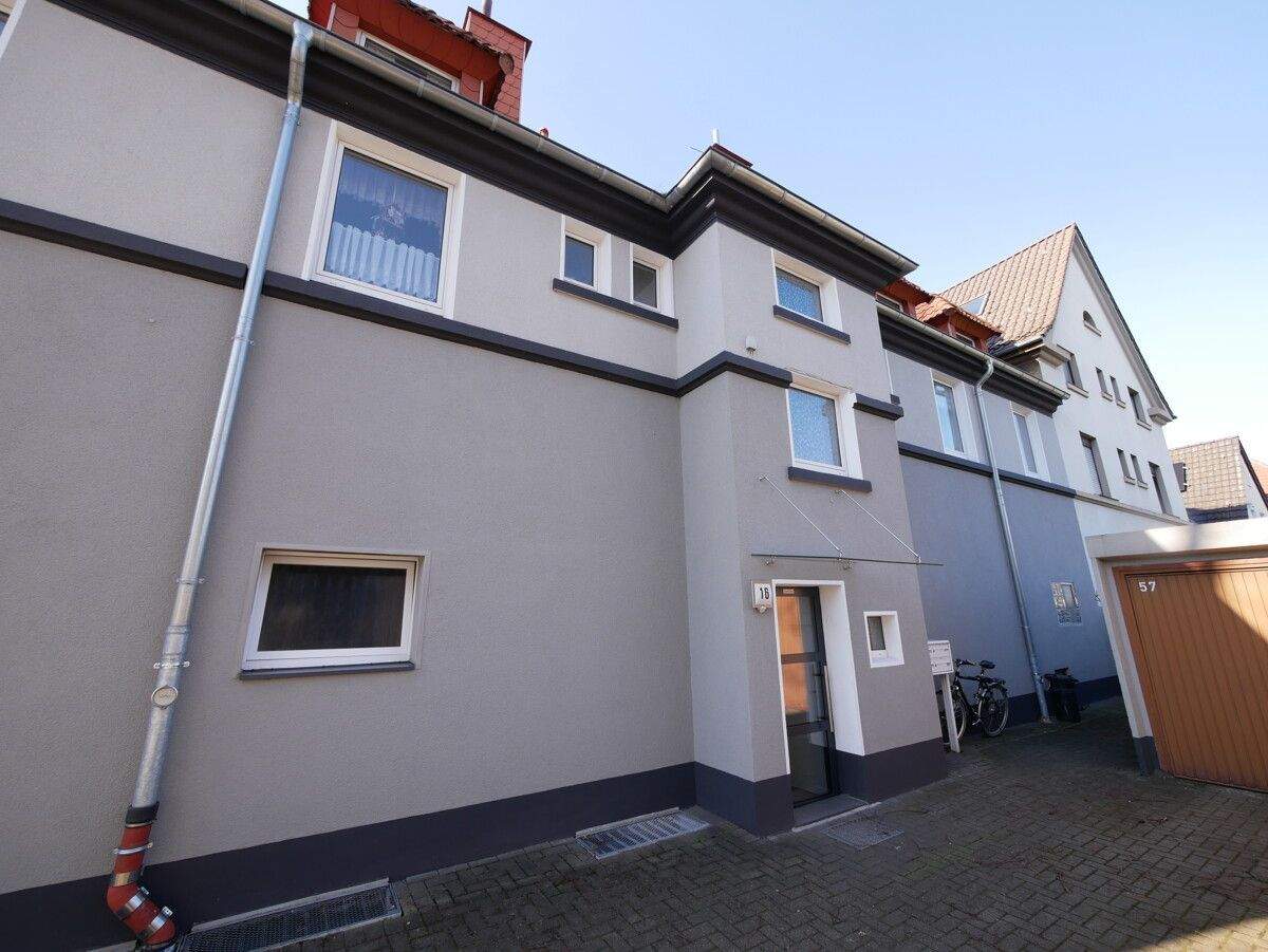 Thumbnail-Sehr gepflegte und gemütliche 2,5-Raum-Dachgeschosswohnung in zentraler Lage von Buer-Mitte