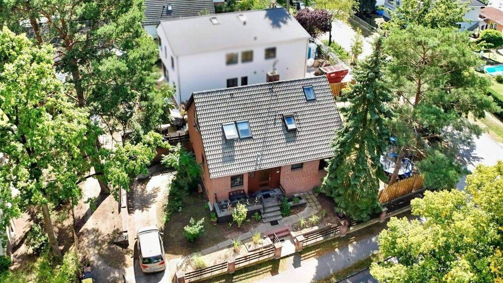 Thumbnail-Einfamilienhaus in zentraler Lage von Hohen Neuendorf