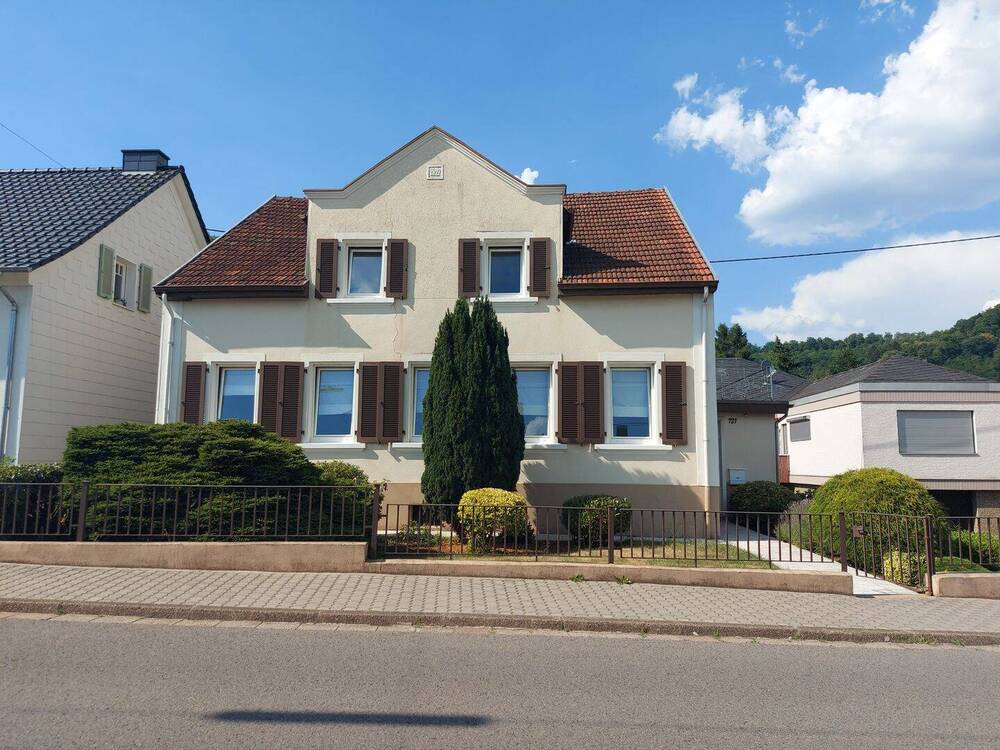 Straßenansicht