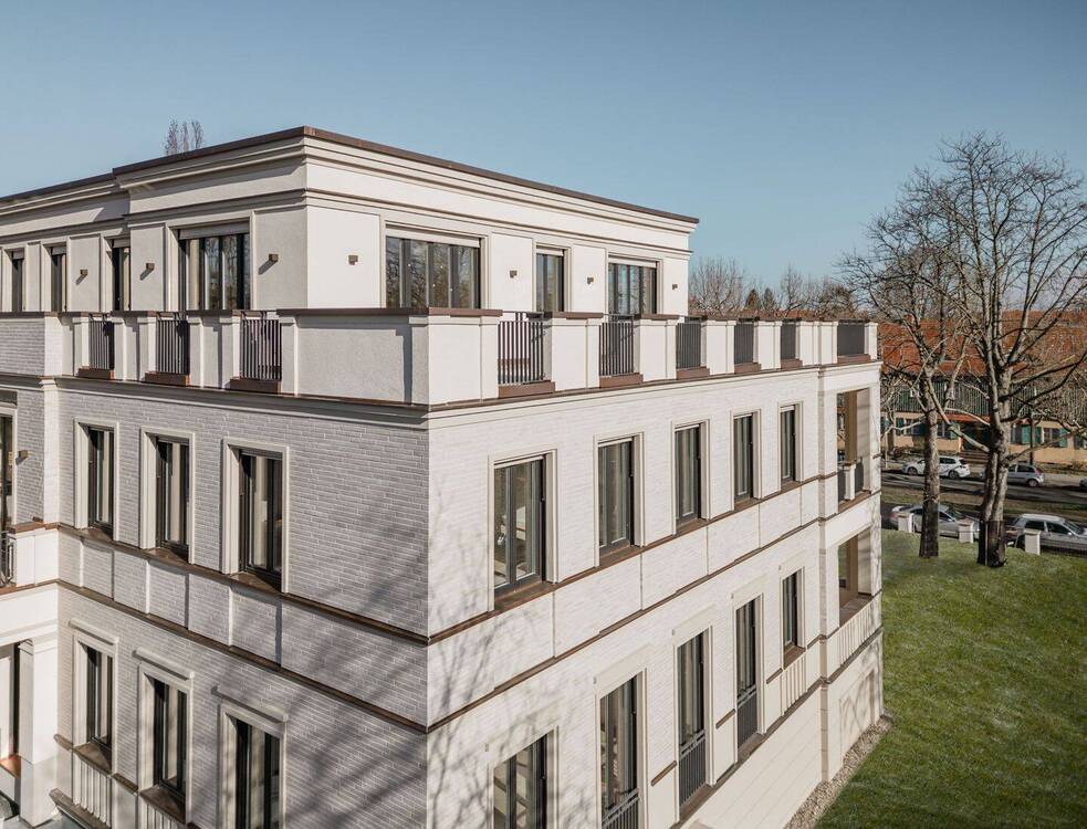 Thumbnail-High-End-Wohnkomfort im Herzen von Berlin-Dahlem: Wohnung mit 341 m² Gartenfläche.
