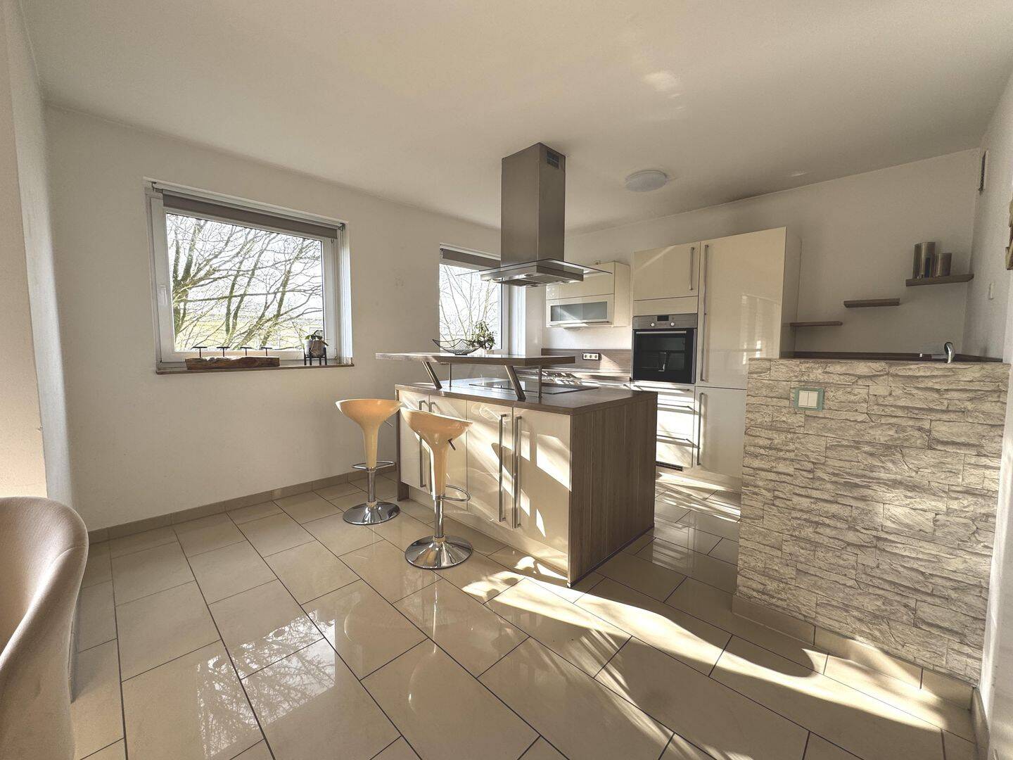 Thumbnail-PROVISIONSFREI Sofort einziehen: Stilvoll möblierte Wohnung zum Wohlfühlen!