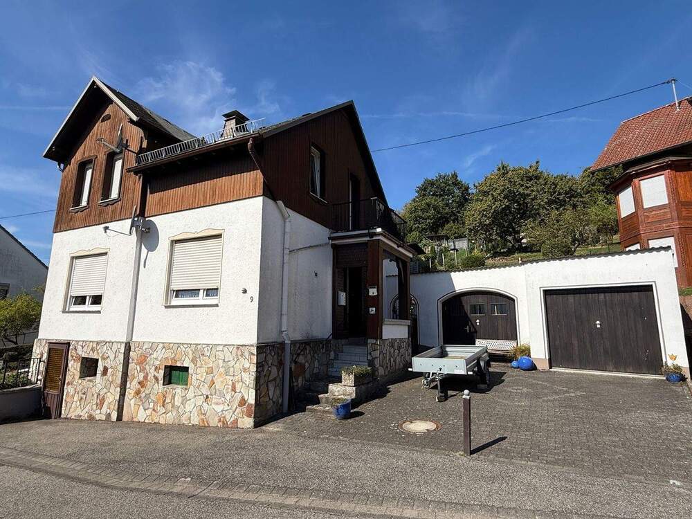 Thumbnail-Gemütlichkeit in jedem Raum! Einfamilienhaus mit großem Garten und Aussicht in Gladbach