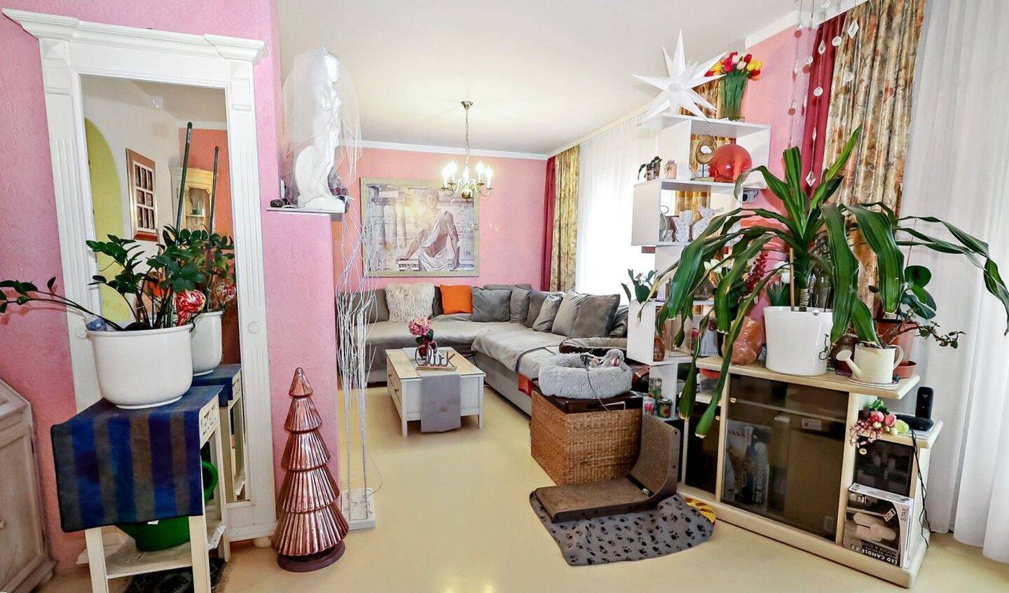 Thumbnail-Platz, Stil & Flexibilität - Wohntraum mit Einliegerhaus & Potenzial