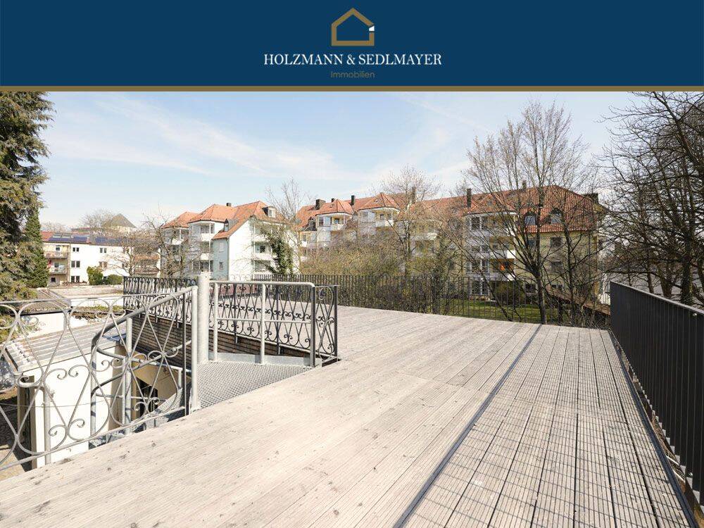 Thumbnail-Dachterrasse - hohe Räume - zentrale Lage: Kernsanierte 3,5-Zi.-Wohnung im Herzen Landshuts