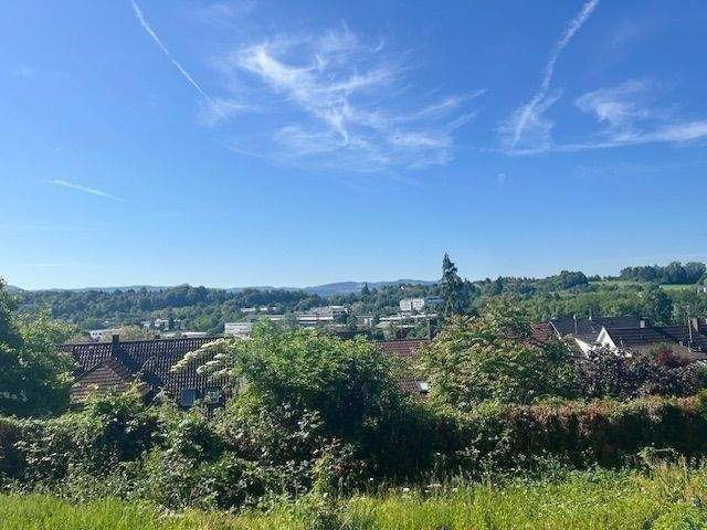 Thumbnail-Freistehendes Einfamilienhaus mit viel Charme!